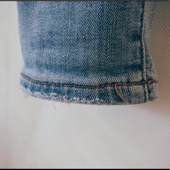 Ripped American eagle jeans - Picture 2 of 7